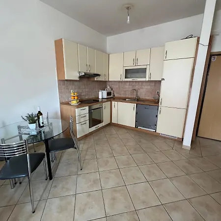 Apartment Livaja