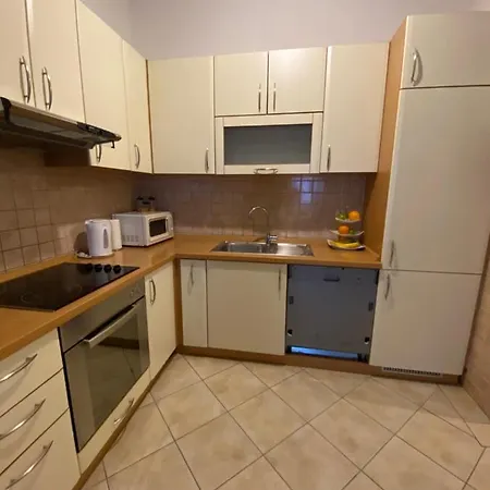 Livaja Apartman *