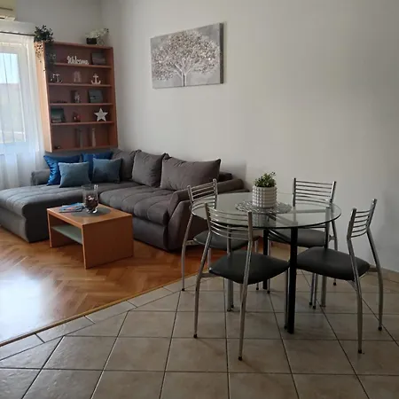 Apartman Livaja *